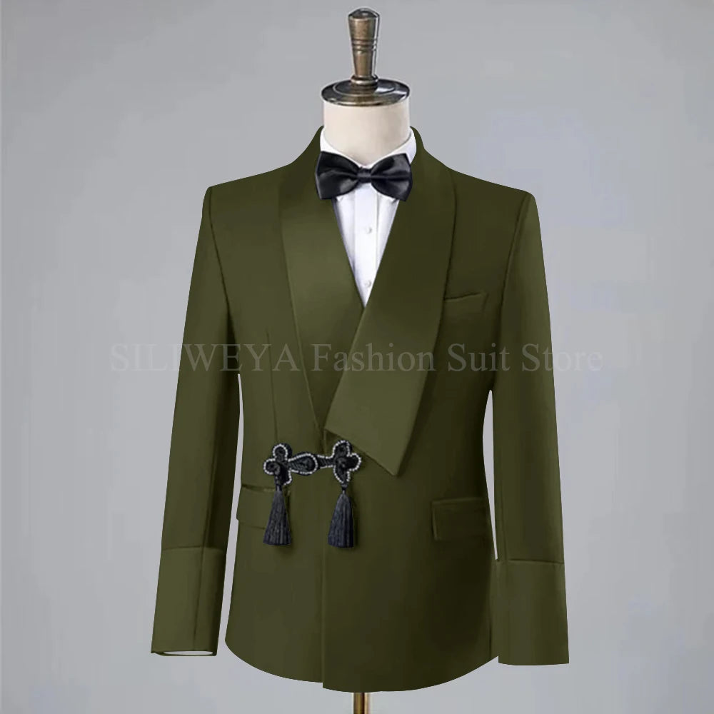 Ansoff men's slim fit wedding tuxedo with blazer and pants, featuring a disc screw thread lapel, one button, and tassel details.