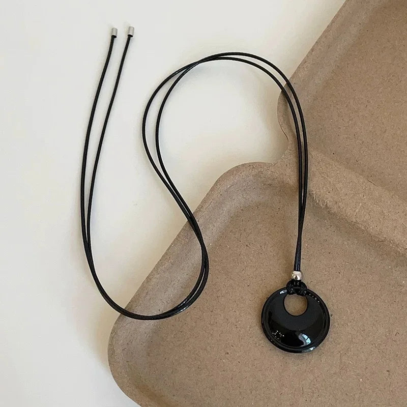 Minimalist Metal Water Drop Shaped Pendant Necklace for Women Simple Adjustable Long Black Rope Sweater Chain Fashion Jewerly