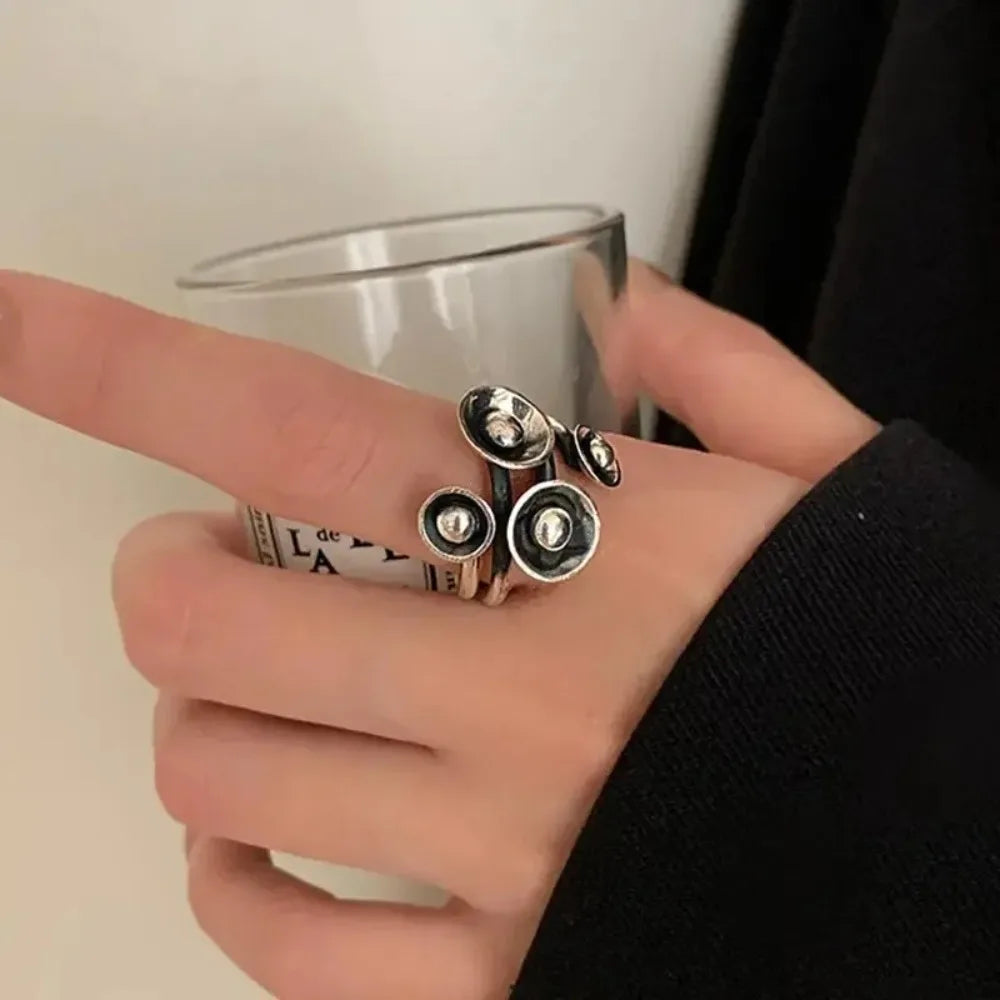 2024 Unique Punk Fashion Personality Retro Style Three-dimensional Ring European Pattern Artificial Ring Jewelry Wholesale