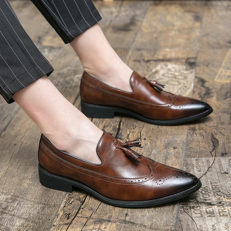 Tassel Formal Leather Shoes Men Classic Social Casual Business Brogues Men's Dress Shoes Trend Wedding Party Leather Loafers Men