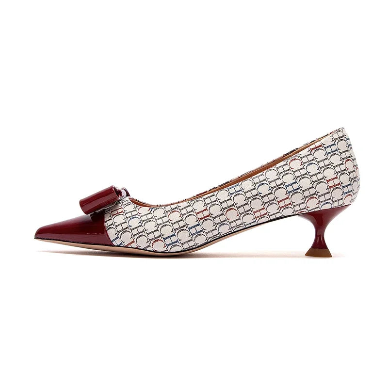 Ansoff women's pointed heeled shoes with patchwork design, low heel, elegant British style, suitable for commuting and fashion.