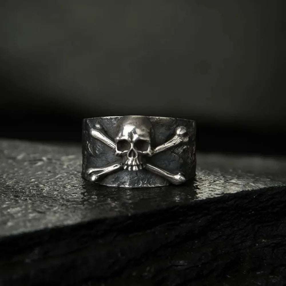 2024 Unique Punk Fashion Personality Retro Style Three-dimensional Ring European Pattern Artificial Ring Jewelry Wholesale