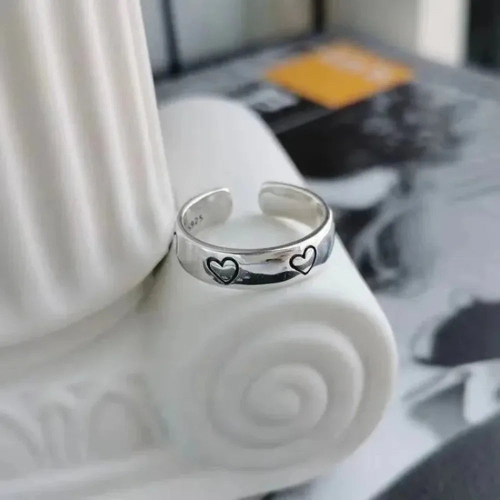 2024 Unique Punk Fashion Personality Retro Style Three-dimensional Ring European Pattern Artificial Ring Jewelry Wholesale