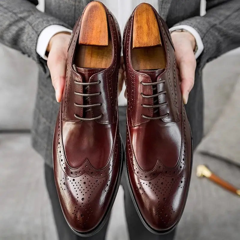 Pointed Toe Brogue Carved Men's 2025 New British Style High-End Leather Formal Business Wedding Groom Derby Shoes