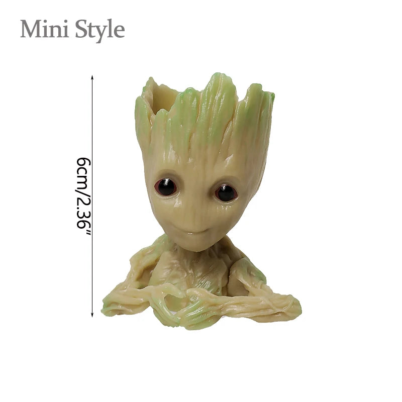 Miniature Groot figurine from Ansoff, 5cm handcraft desktop decor with cartoon-style tree character ornament for home decoration.