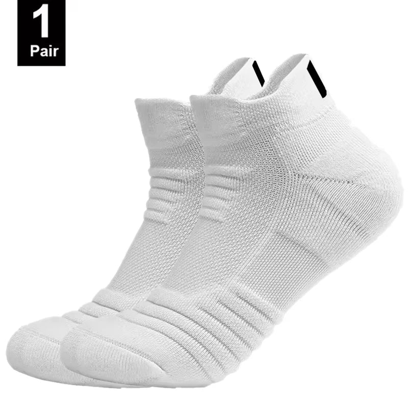Ansoff men's anti-slip football socks, breathable cotton sport socks with short and long tube styles, in size 39-45.
