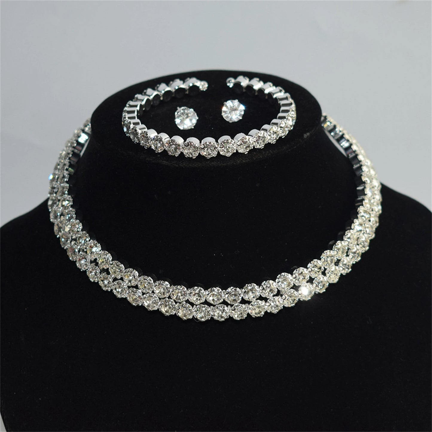 3pcs Wedding Jewelry Three Piece Set Fashionable Bridal Rhinestone Double Row Necklace Earrings Bracelet Set Strong Chain