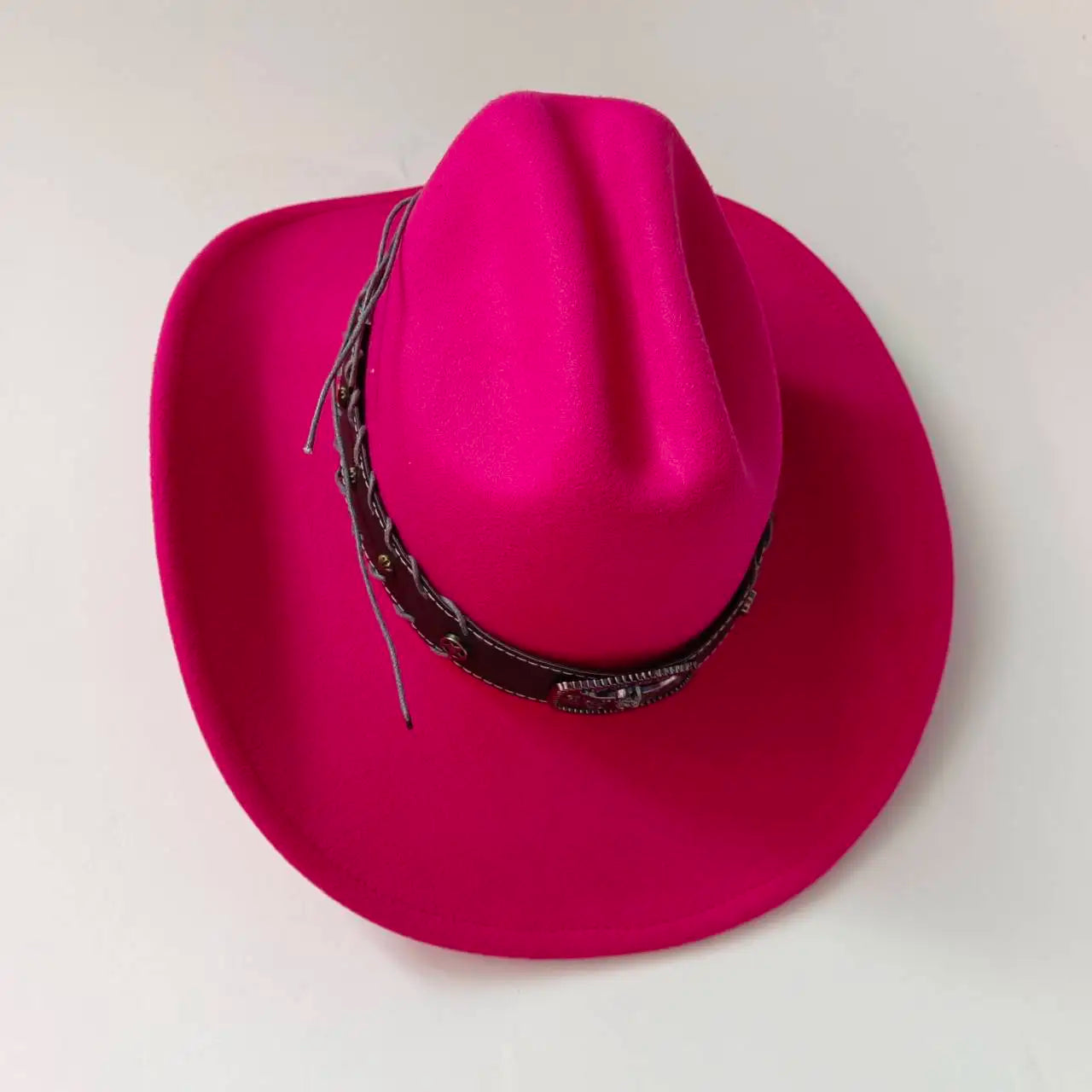 Ansoff cowboy hat with cow head design, monochrome felt, large brim, unisex outdoor knight hat for men and women.