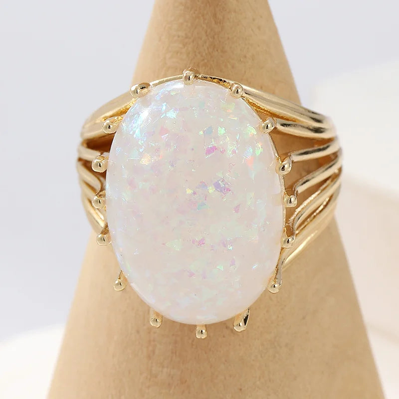 1pcs Elegant Retro Golden Color Ring, Oval and Simple Jewelry, Suitable for Wearing At Festivals, Banquets and Parties