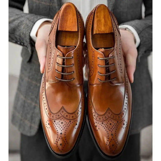 Pointed Toe Brogue Carved Men's 2025 New British Style High-End Leather Formal Business Wedding Groom Derby Shoes