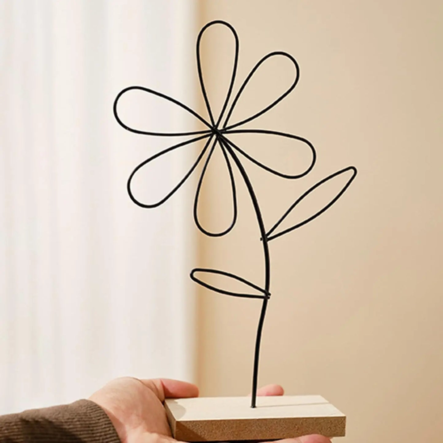Iron Desktop Art - Rustproof Flower Design Ornament with Wooden Base, Art Crafts for Bedroom, Study Room, Cafe