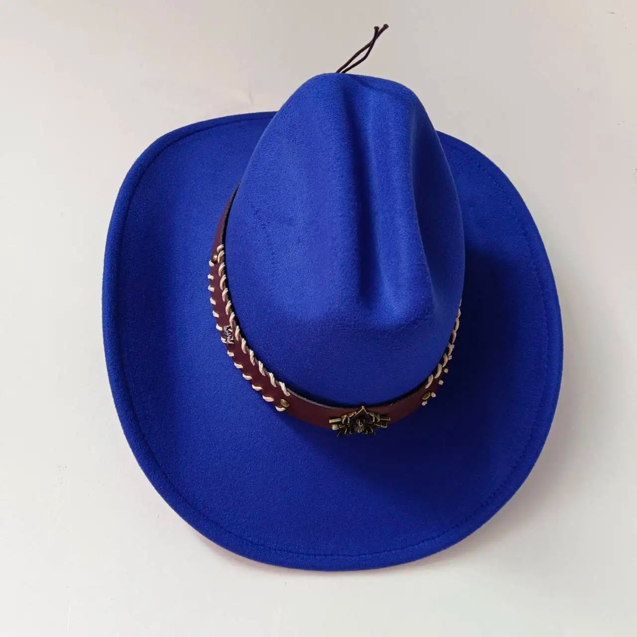 Ansoff cowboy hat with cow head design, monochrome felt, large brim, outdoor knight-style hat for men and women.