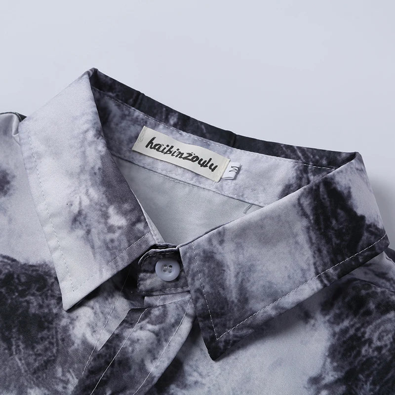 Men's short-sleeved shirt by Ansoff, featuring a casual fit and button-up front, in a lightweight fabric.