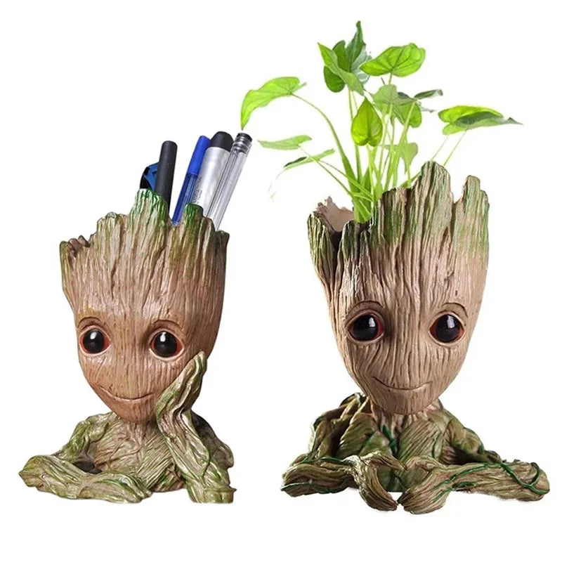 Miniature Groot figurine from Ansoff, 5cm tall, cartoon-style office desktop decor, handcrafted tree man ornament for home decoration.