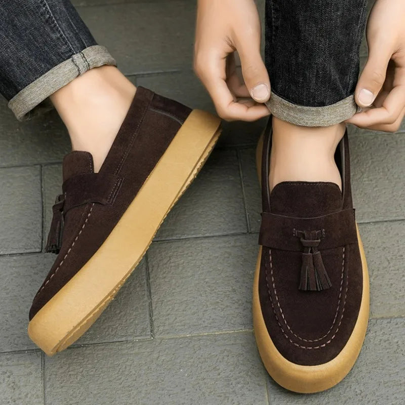 Men’s casual suede loafers by Ansoff, stylish British-inspired slip-on platform shoes with a sleek driving shoe design.