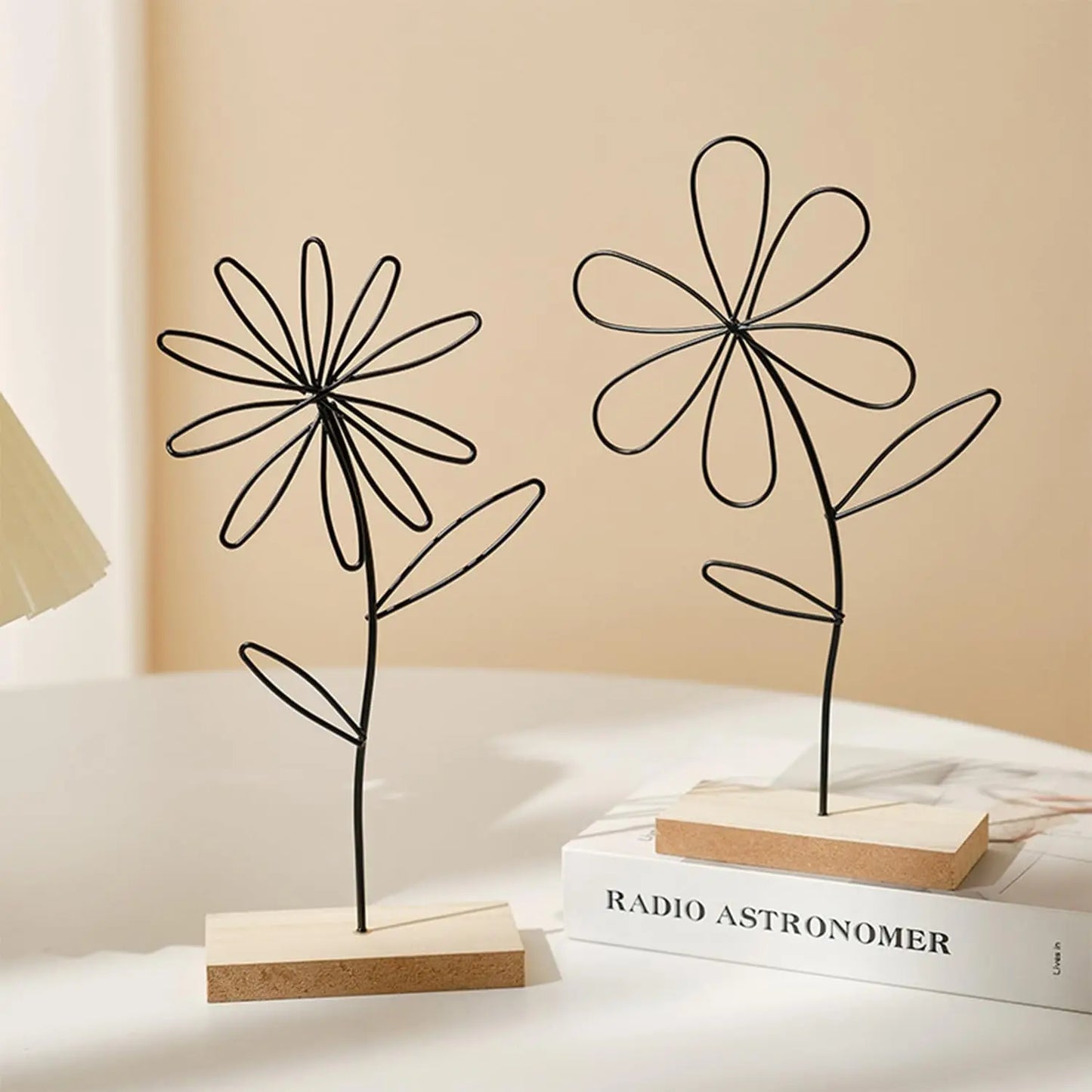 Iron Desktop Art - Rustproof Flower Design Ornament with Wooden Base, Art Crafts for Bedroom, Study Room, Cafe