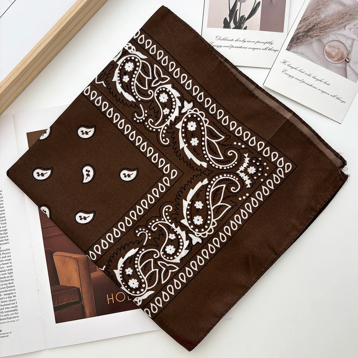 Unisex Ansoff bandana hairband with paisley pattern, versatile headwear for men and women, suitable as hair wrap or wrist accessory.