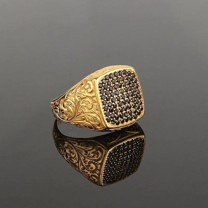 New European and American retro style electroplated inlaid craftsmanship, domineering and personalized men's ring