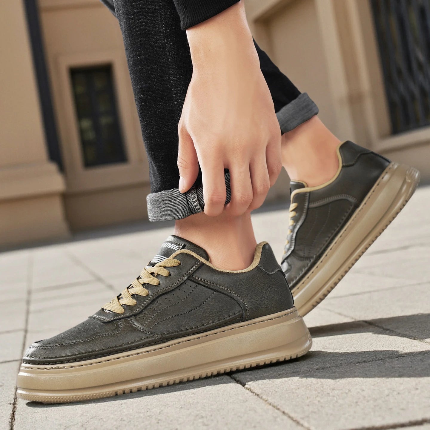 Men's casual slip-on sneakers by Ansoff, featuring retro British style, thick soles, and durable design for versatile autumn wear.