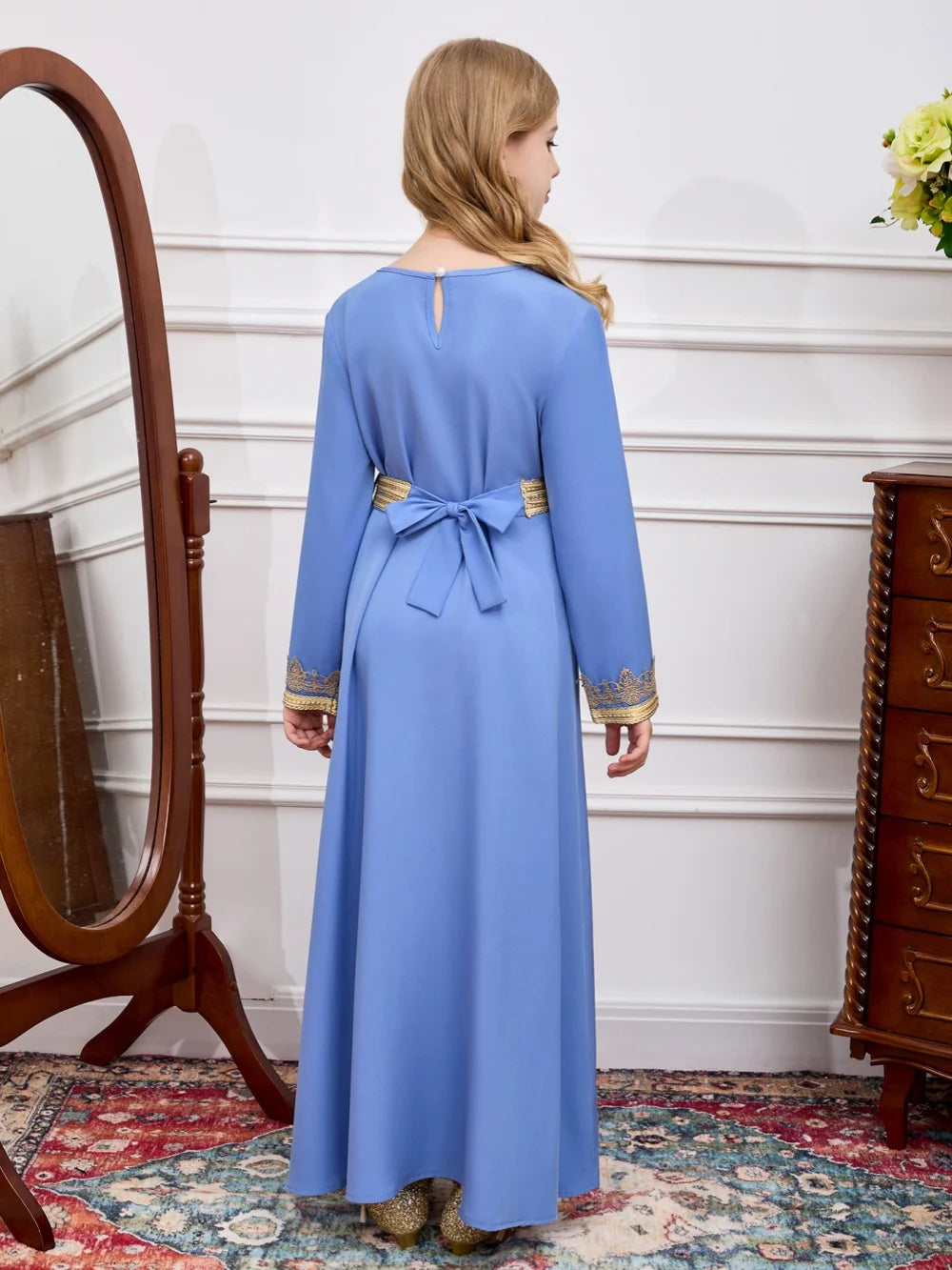 Girls blue Muslim dress with gold lace embroidery, long abaya robe, V-neck design, belt, suitable for Eid and parties.
